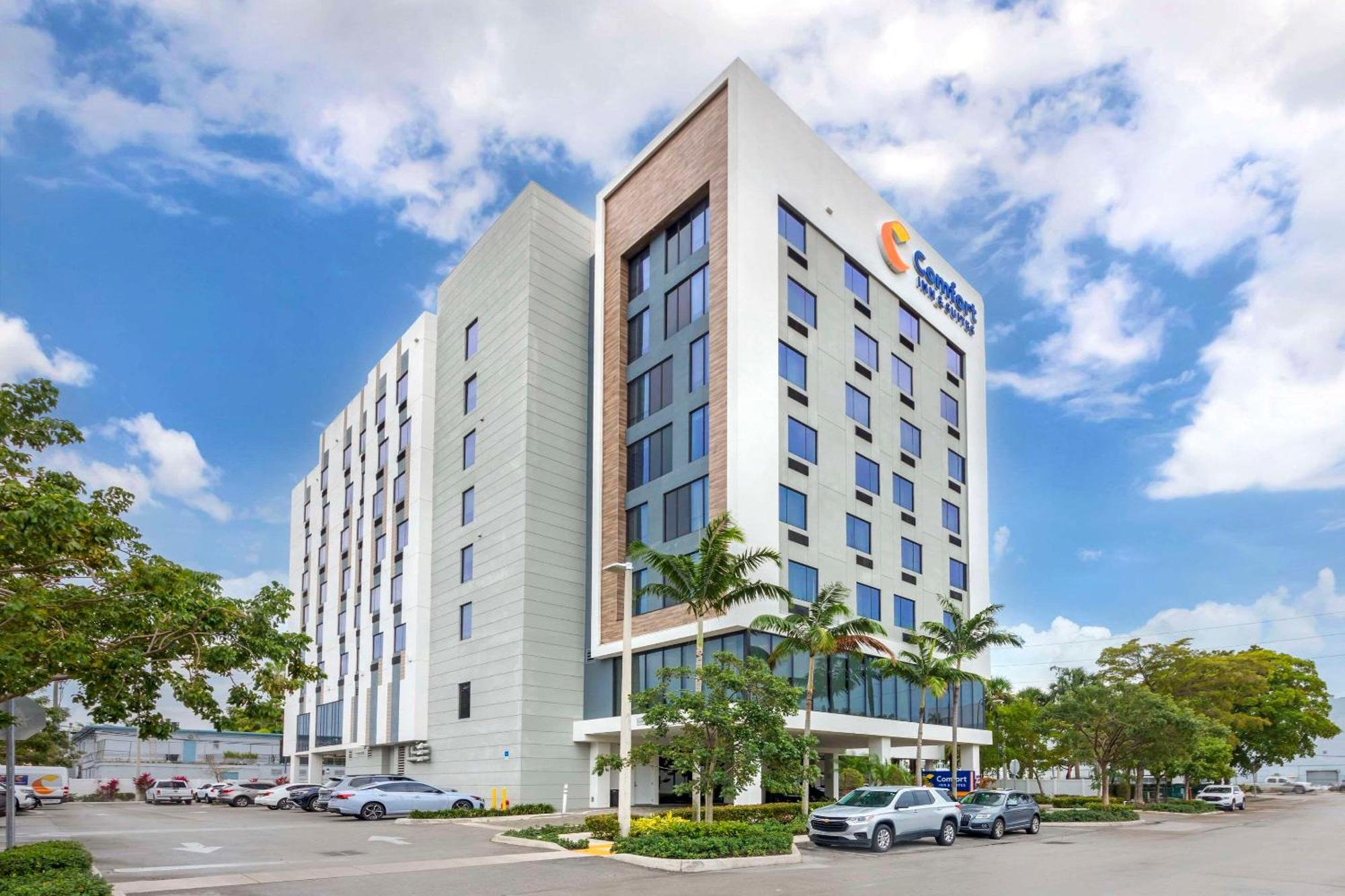 Comfort Inn & Suites Miami International Airport Miami Springs Εξωτερικό φωτογραφία